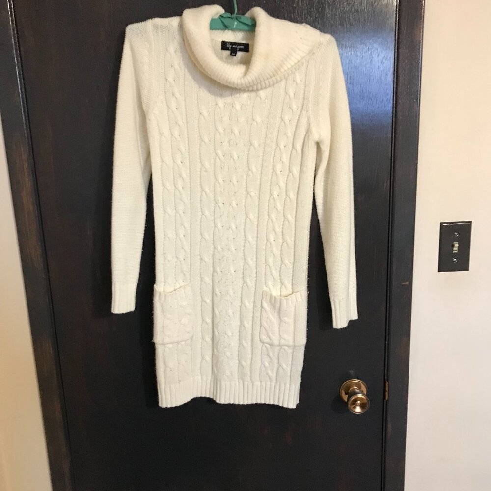 Lily Morgan Ladies White Turtleneck Sweater Size Small